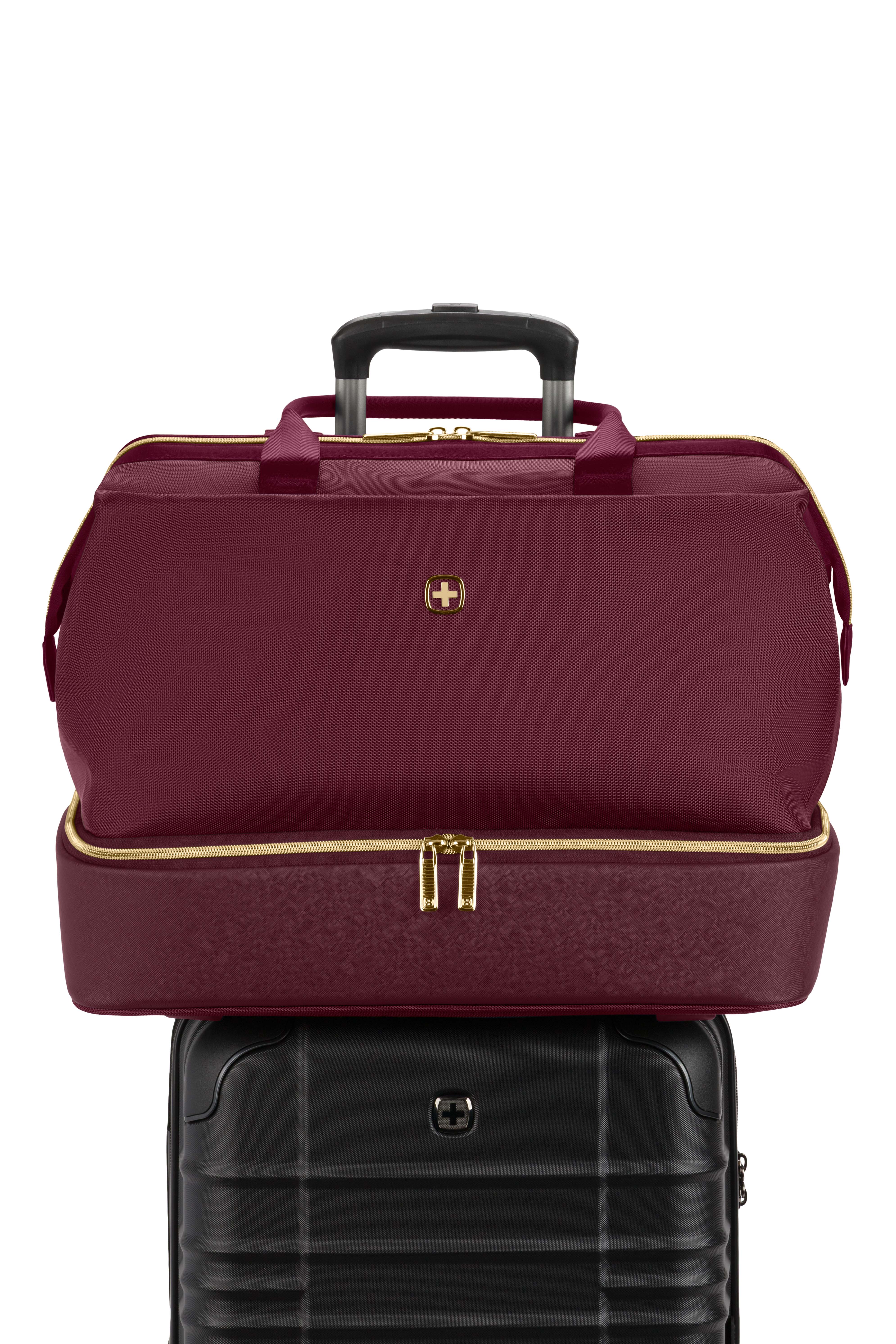 SWISSGEAR - Weekender Travel Tote - Cedar Red Gold - 15