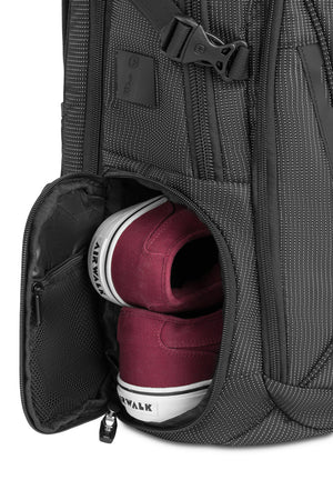 Sac à dos pour ordinateur portable SWISSGEAR Travel Tech Elite USB ScanSmart, noir/rouge