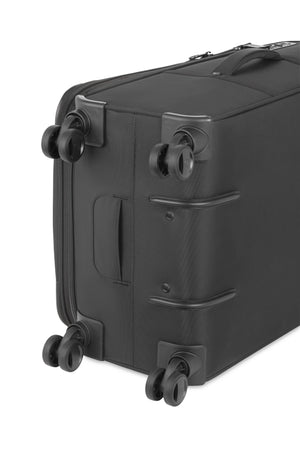 SWISSGEAR 7070 Medium Expandable Spinner Effortlessly navigate busy airports with eight 360° spinner wheels