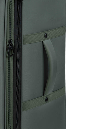 SWISSGEAR 7070 Large Expandable Spinner - Green Padded reinforced top and side handles 