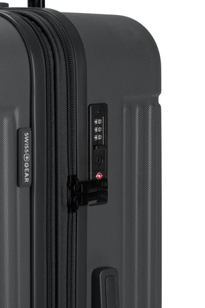 SWISSGEAR - Summit Reserve Large Checked Spinner