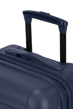 SWISSGEAR - Summit Reserve Carry On Spinner