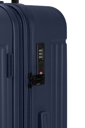 SWISSGEAR - Summit Reserve Large Checked Spinner