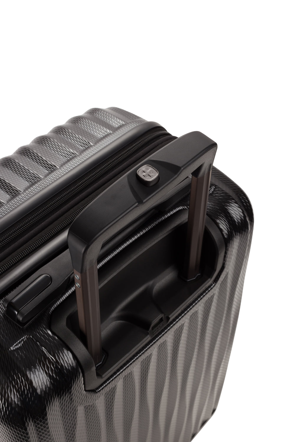 SWISSGEAR - Energie Carry-On Spinner - Black - 09