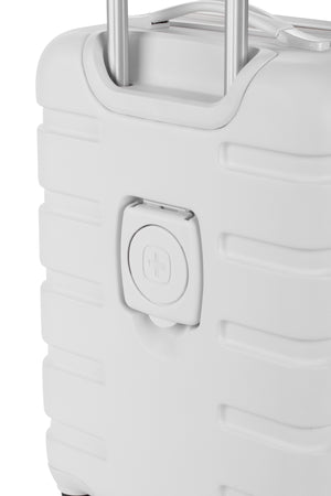 SWISSGEAR Signature Carry-On Spinner in White