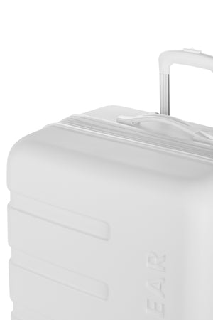 SWISSGEAR Signature Large Checked Spinner in White