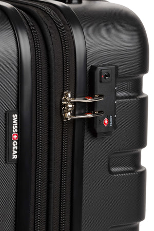 SWISSGEAR - Signature Carry-On Spinner