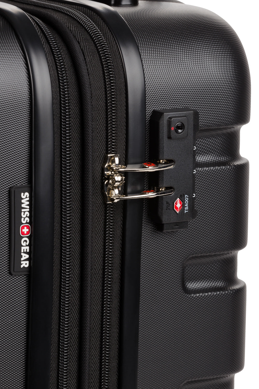 SWISSGEAR - Signature Carry-On Spinner - Black - 07
