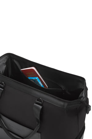 SWISSGEAR - Signature Large Checked in Black with Weekender Travel Tote | Black