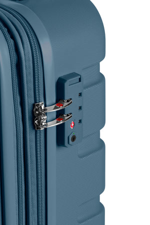 SWISSGEAR - Signature Carry-On Spinner