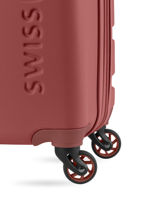 SWISSGEAR - Signature Carry-On Spinner