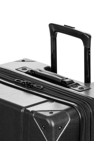 Swissgear 7639 Expandable Trunk 2 Piece Spinner Set – Black Durable reinforced wrapped grab handle
