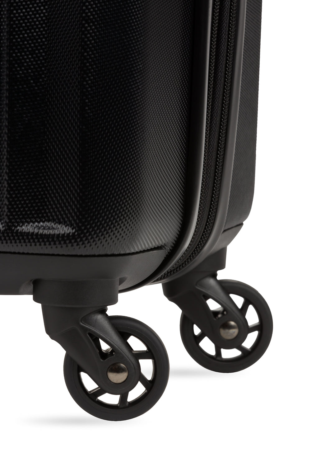 SWISSGEAR - Wave Carry-On Spinner - Black - 08
