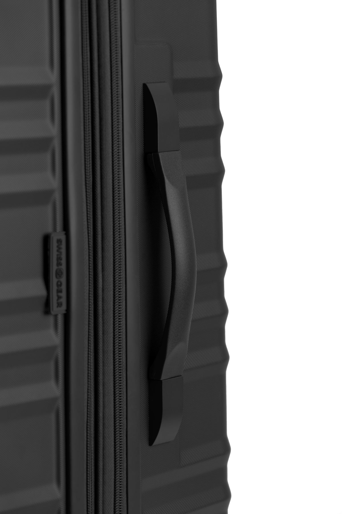 SWISSGEAR - Cascade II Large Checked Spinner - Black - LE - 09