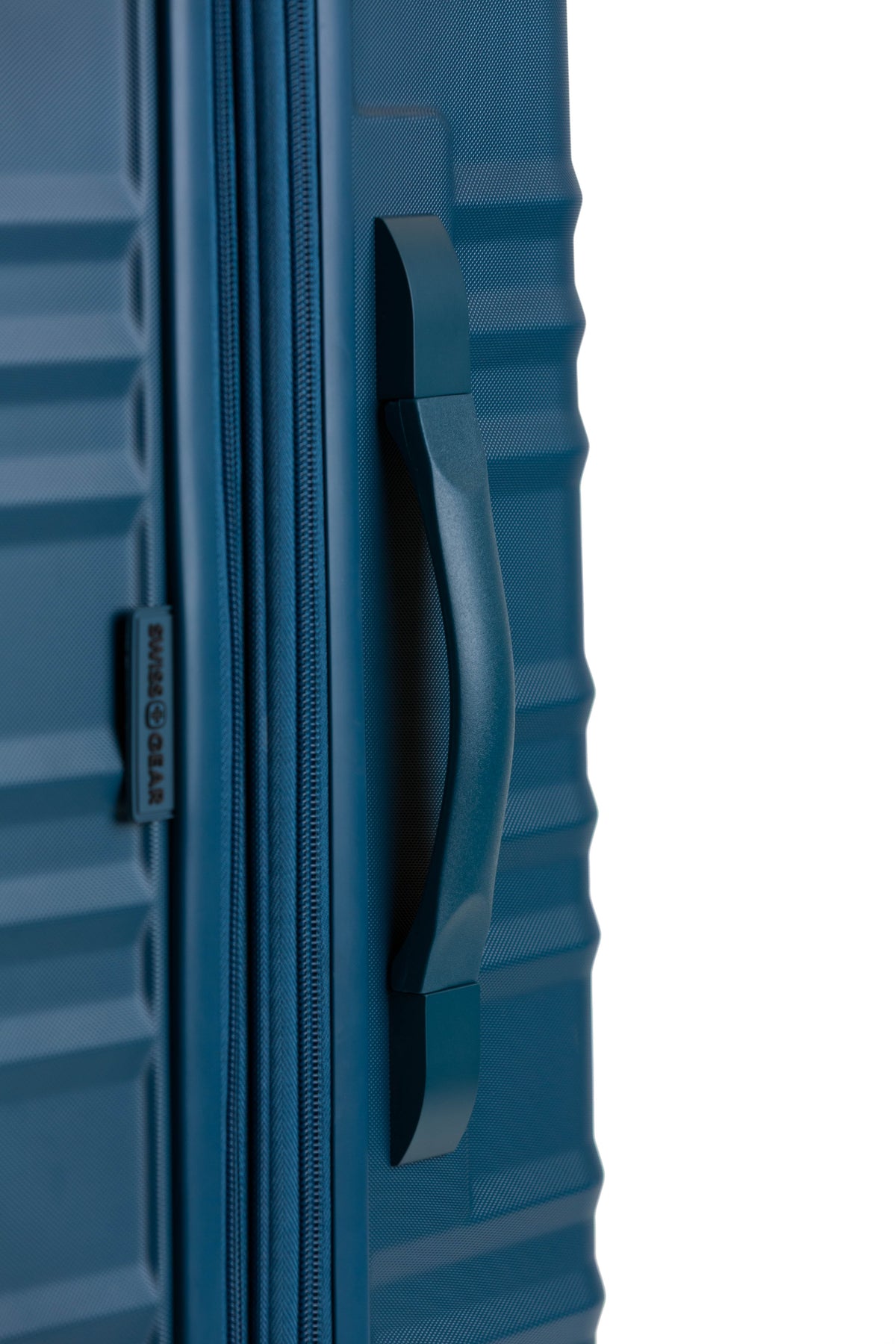 SWISSGEAR - Cascade II Large Checked Spinner - Atlas Blue - 09