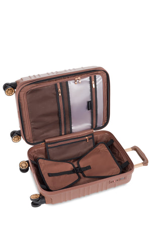 SWISSGEAR 8027 19” Expandable Carry On Hardside Spinner Luggage - Maple Zippered separator panel with a zippered packing pocket and a zippered wet bag
