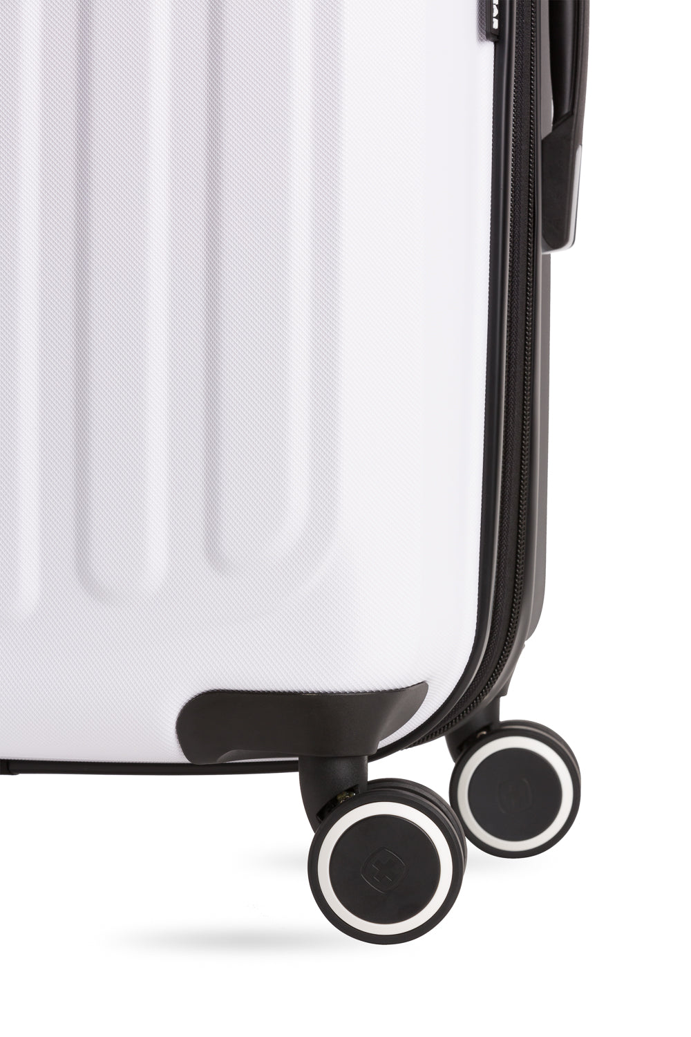 SWISSGEAR - Duet Medium Checked Spinner - White/Black - 10