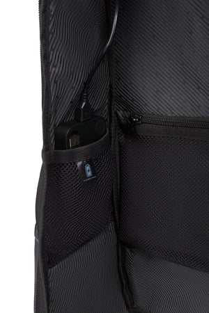 SWISSGEAR 8120 USB Gaming Laptop Backpack - Black - battery pack pocket (battery pack not included)