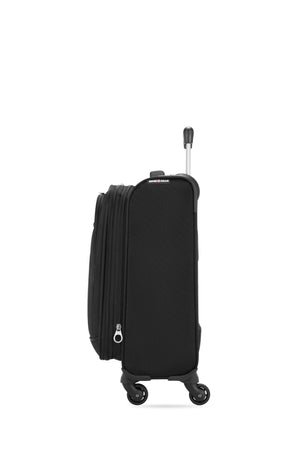 SWISSGEAR - Cross Country Carry-On Spinner