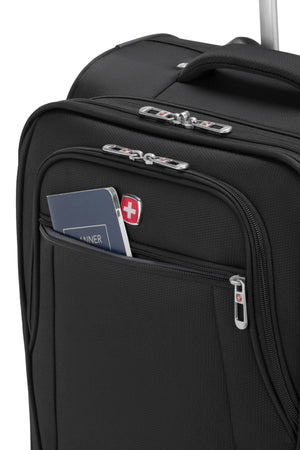 SWISSGEAR - Cross Country Carry-On Spinner