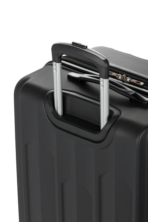 SWISSGEAR Chrome Large Checked Spinner - Black