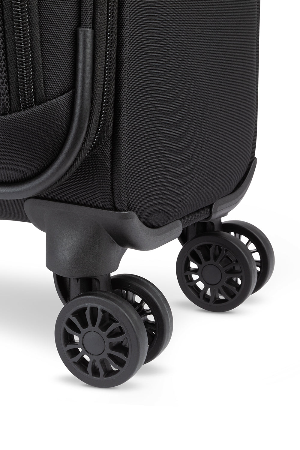 SWISSGEAR - Altitude Collection Carry-On Softside Luggage - Black - 06
