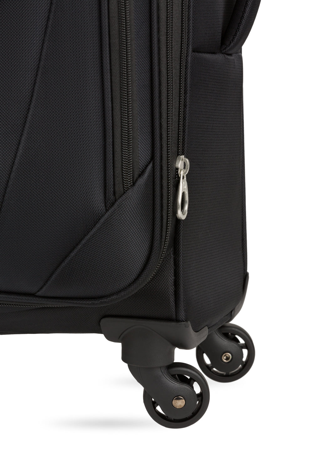 SWISSGEAR - Precision Medium Checked Spinner - Black - 08