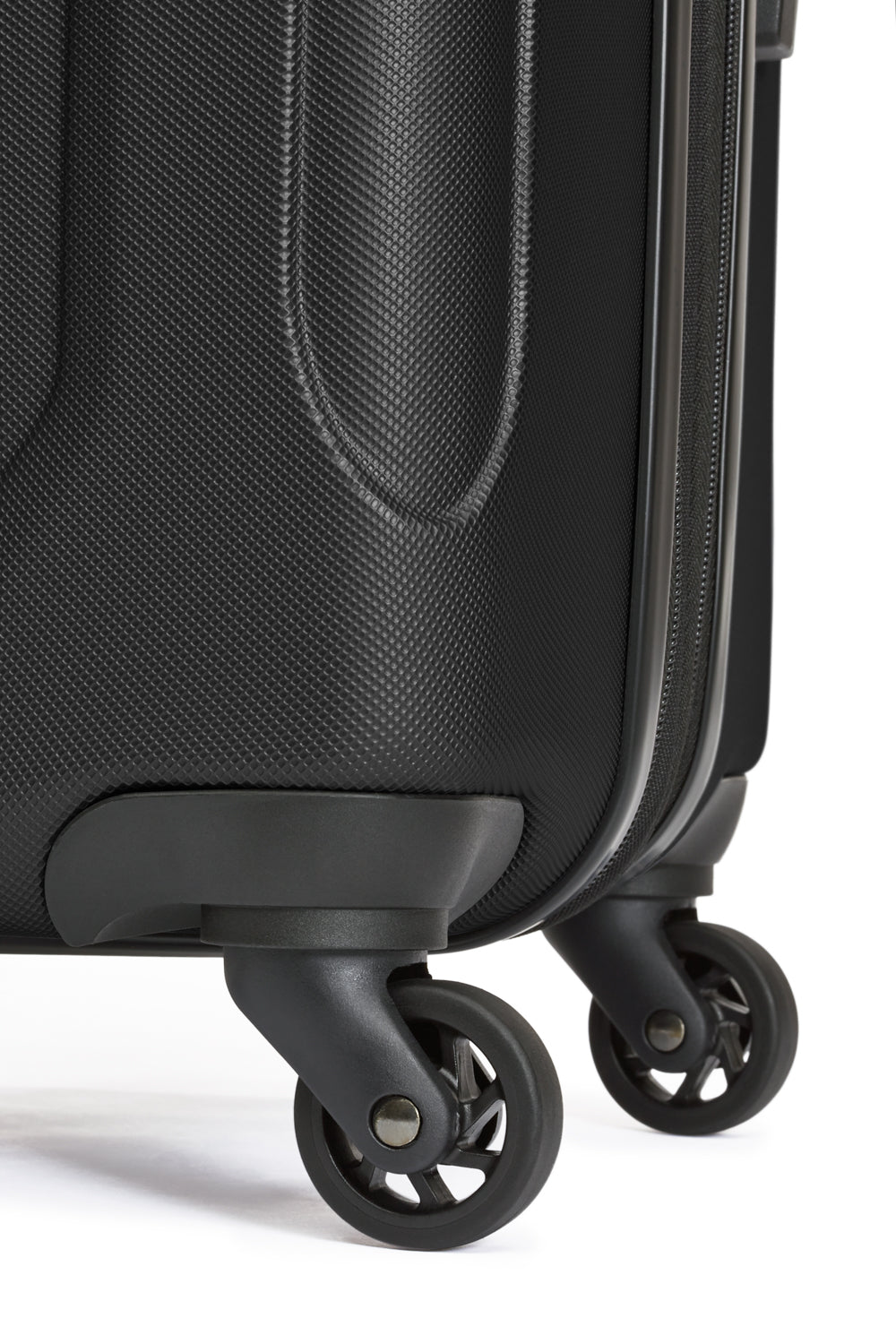 SWISSGEAR - Central Lite Collection Carry-On Hardside Luggage - Black - 07