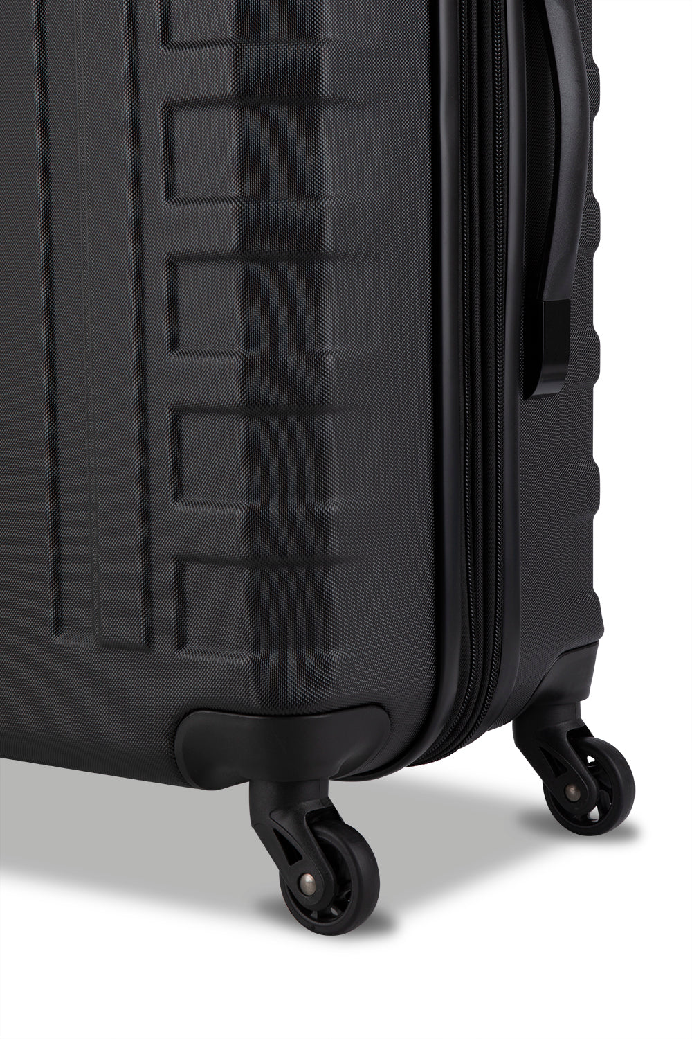 SWISSGEAR - Vernier Collection 3 Piece Expandable Hardside Luggage Set - Black - 05