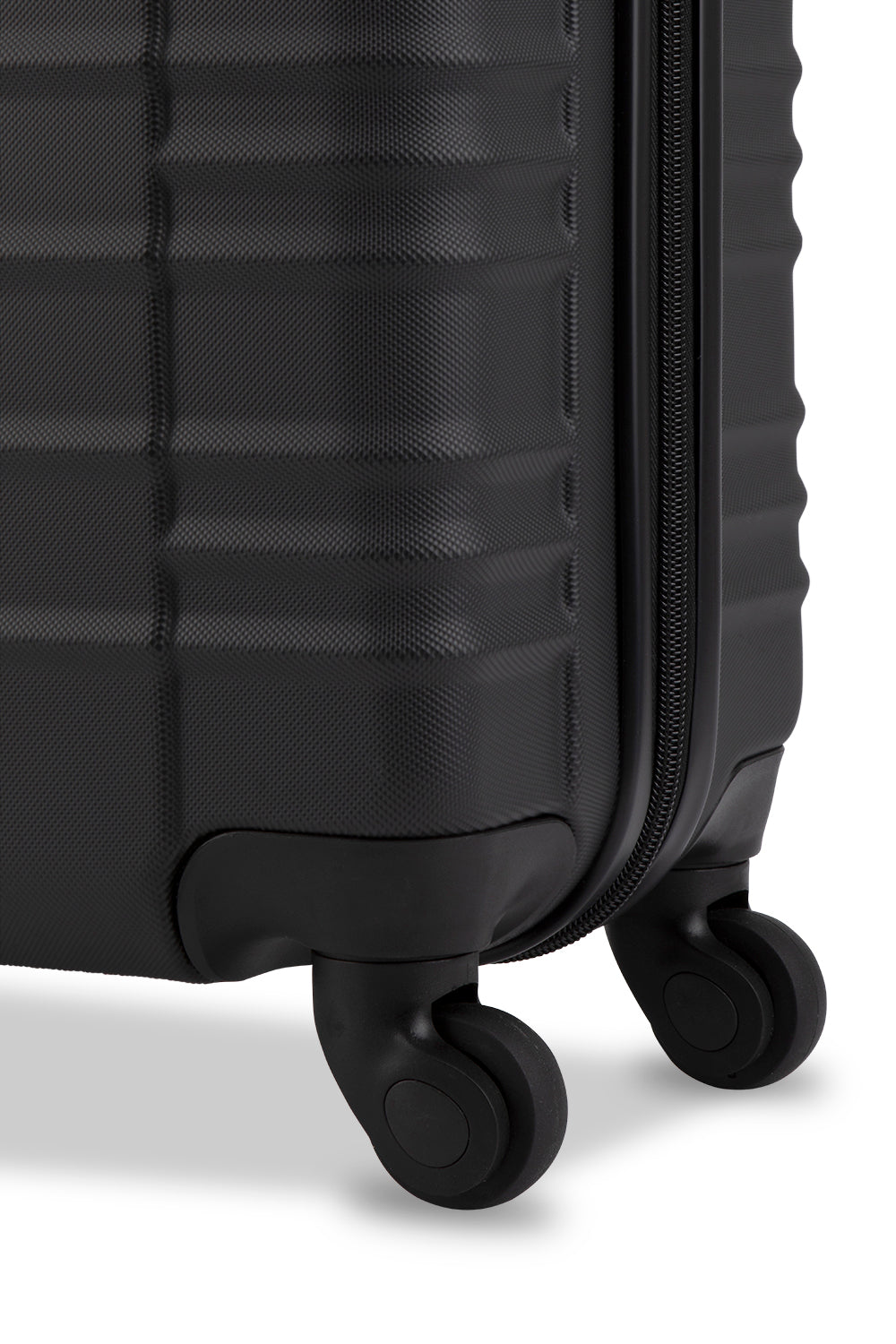 SWISSGEAR - SONIC Collection Carry-On Hardside Luggage - Black - 07