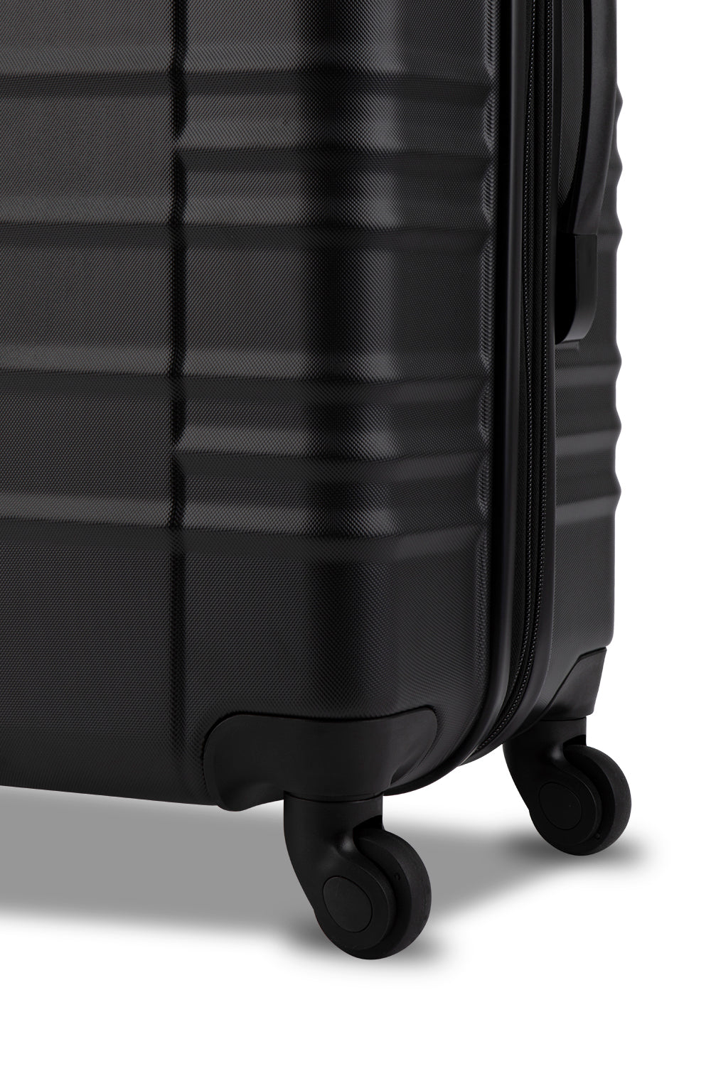SWISSGEAR - SONIC Collection Hardside 3 Piece Set - Black - 05