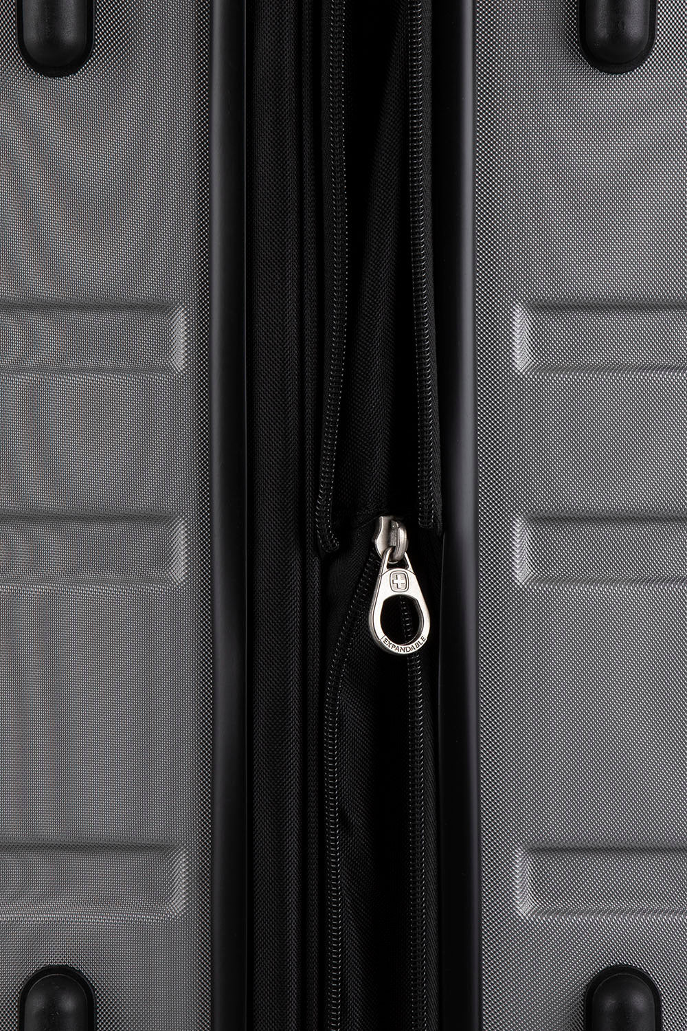 SWISSGEAR - Smooth 2 Collection 24