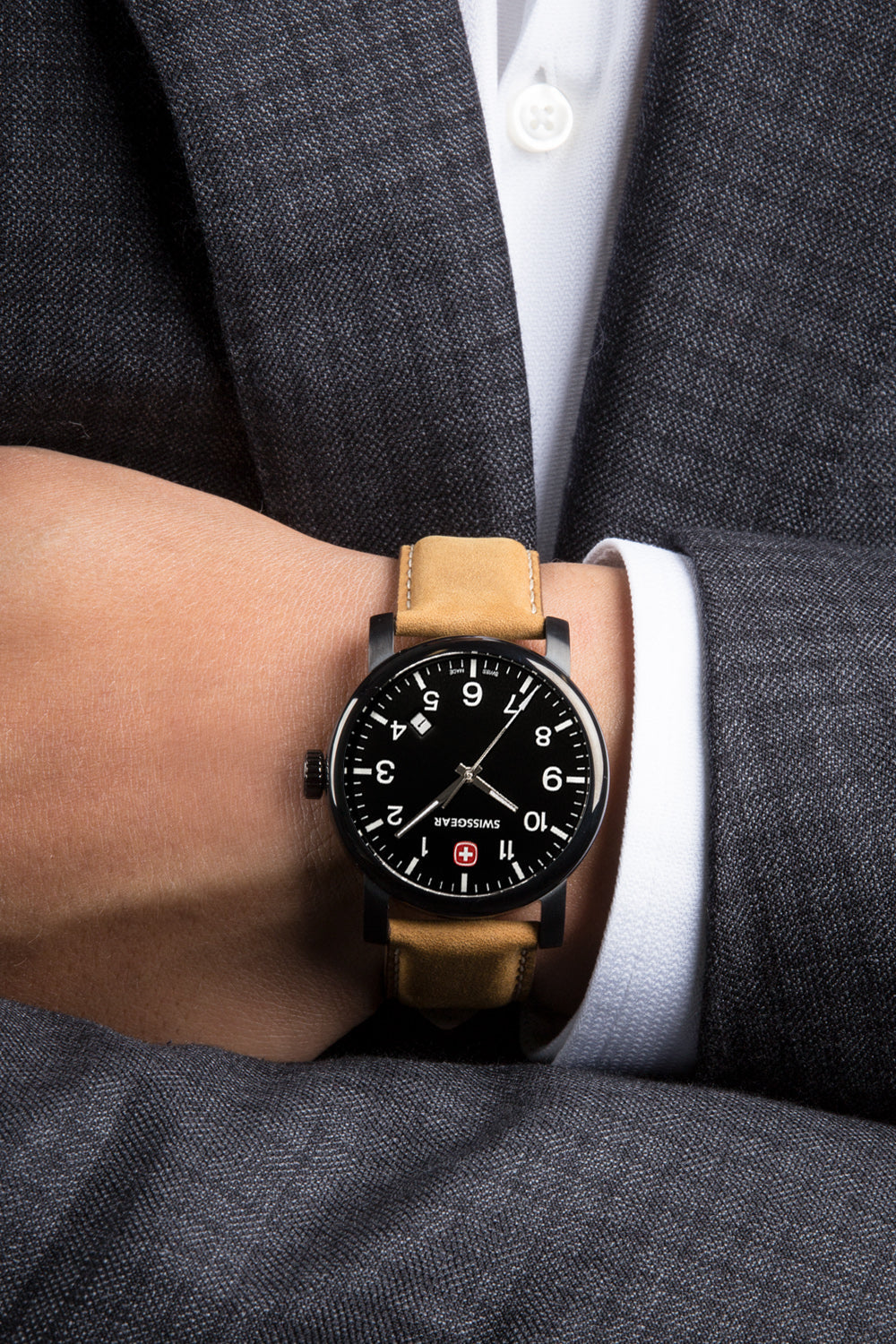 SWISSGEAR - Legacy Swiss Watch - Black/With/Black/Dial/Light/Brown/Strap - 02